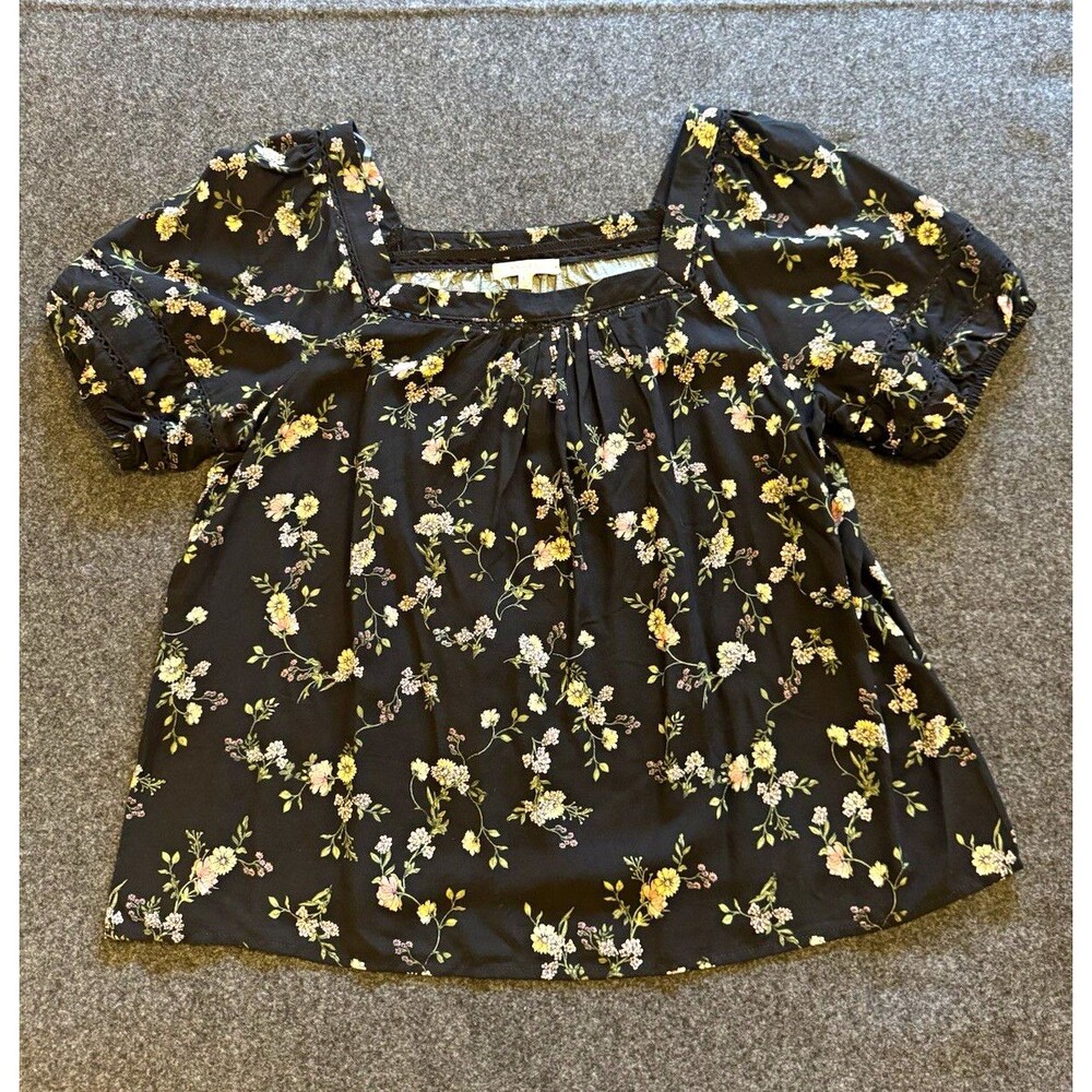 Angels Women’s Black Floral Square Neck Puff Short Sleeve Ruffle Blouse L